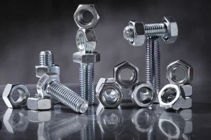Why are hexagonal nuts the most common in life?